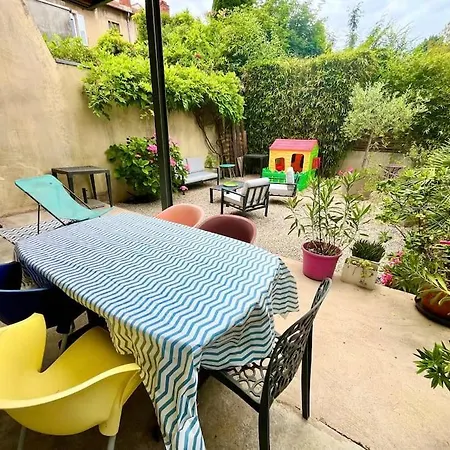 Lägenhet Le Chorier- Centre Avec Jardin *