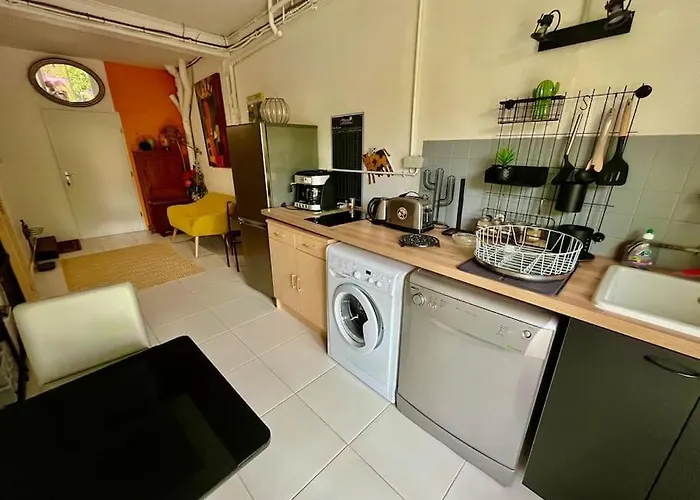 Le Chorier- Centre Avec Jardin * Βαλένς